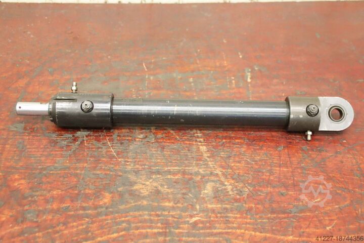 Hydraulische cilinder unbekannt Hub 215 mm