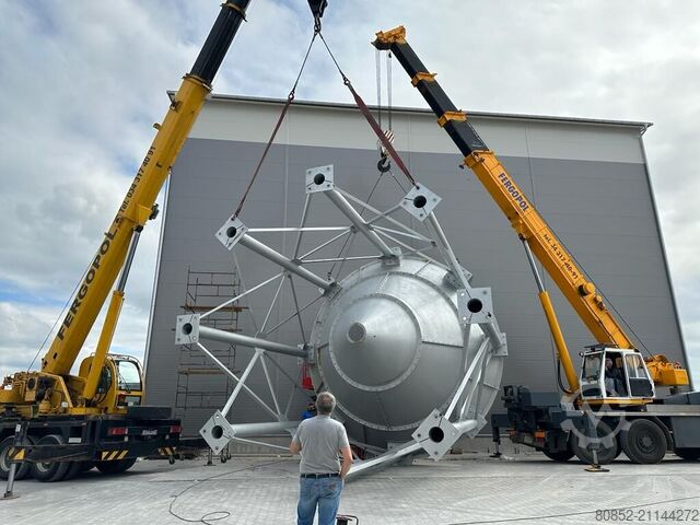 Concrete machine Polygonmach 500Tons capacity cement silo bolted type