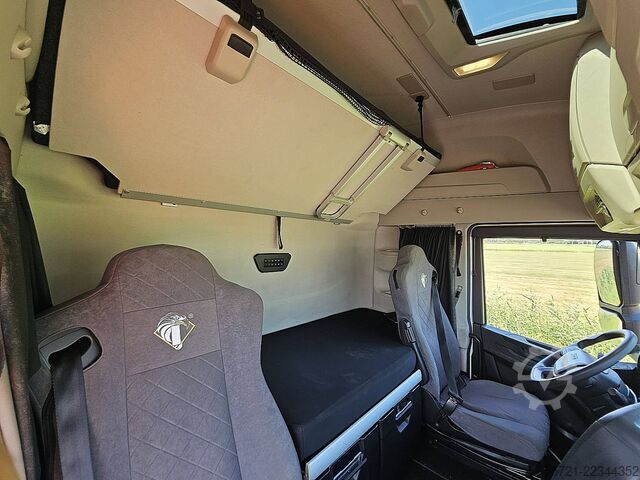 Standard-SZM IVECO S-WAY AS440S49