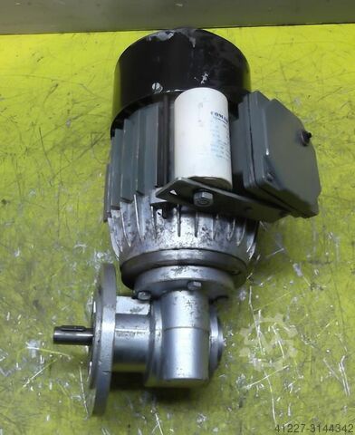 Tandwielmotor 0,37 kW 290 tpm 220 V. Elektrim SEMKg71-2B