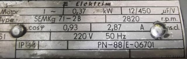 Tandwielmotor 0,37 kW 290 tpm 220 V. Elektrim SEMKg71-2B
