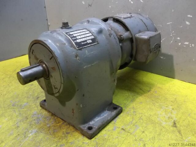 Getriebemotor 0,22/0,3 kW 44/88 U/min Dietz GDP123K