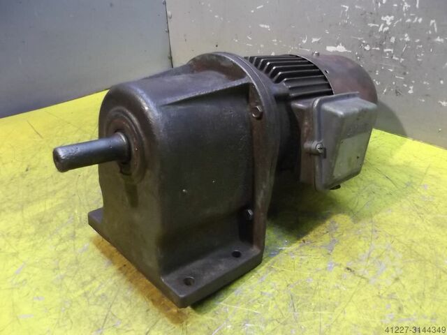 Tandwielmotor 0,37 kW 85 tpm BAUER DK740/178