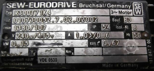 Převodový motor 0,15 kW 107 ot / min SEW-EURODRIVE R30DT71K4