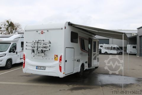 Polointegrovaný obytný vůz Bürstner Limited T 727 G