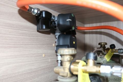 Polointegrovaný obytný vůz Bürstner Limited T 727 G