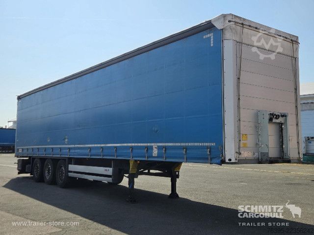 Semirimorchio con telone Schmitz Cargobull Semitrailer Curtainsider Standard