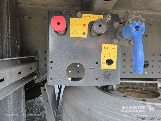Semirimorchio con telone Schmitz Cargobull Semitrailer Curtainsider Standard