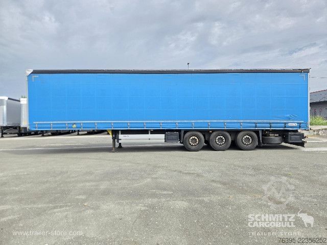 Semirimorchio con telone Schmitz Cargobull Semitrailer Curtainsider Standard