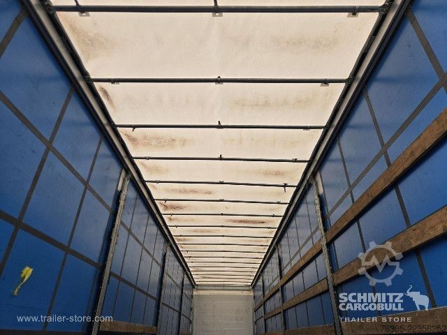 Semirimorchio con telone Schmitz Cargobull Semitrailer Curtainsider Standard