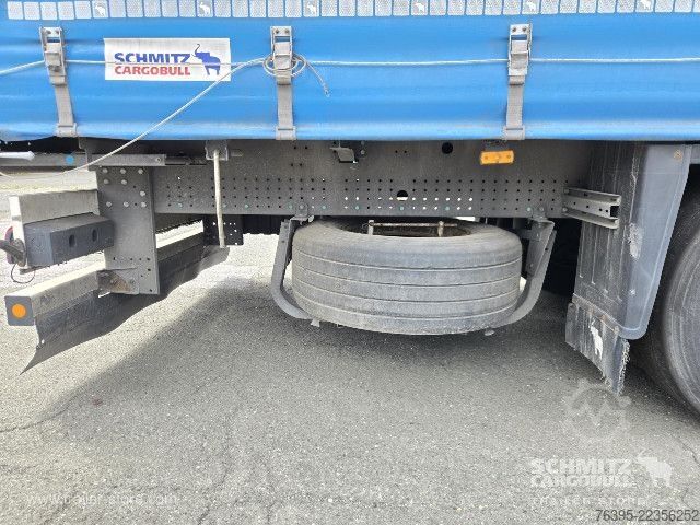 Semirimorchio con telone Schmitz Cargobull Semitrailer Curtainsider Standard