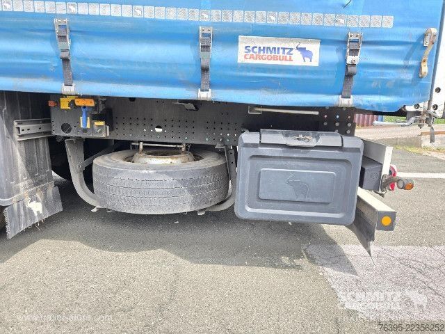 Semirimorchio con telone Schmitz Cargobull Semitrailer Curtainsider Standard