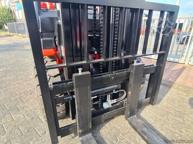 LPG gaffeltrucks Manitou MI 30 Gas Triplex
