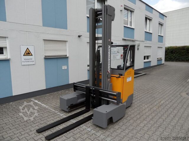 Vierweg reachtruck Jungheinrich ETV Q25 - wenig Stunden - Halbkabine- Mehrwege