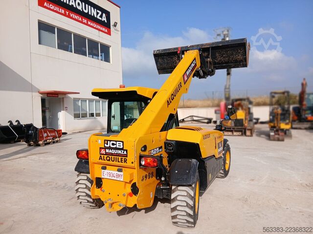 încărcător telescopic JCB 525.60