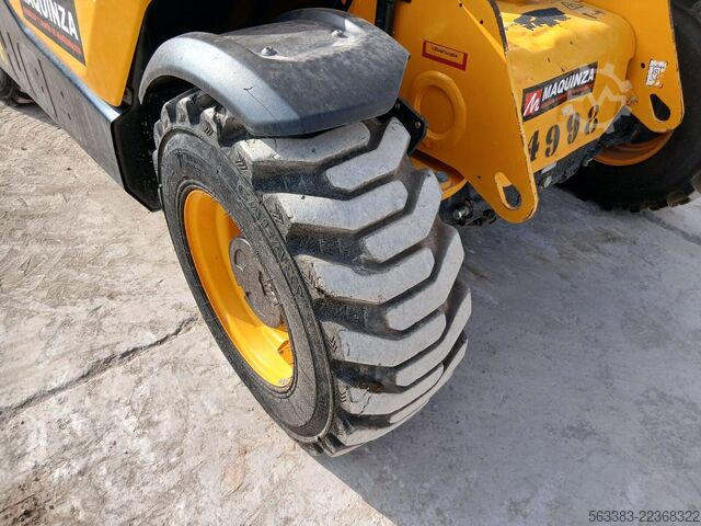 încărcător telescopic JCB 525.60