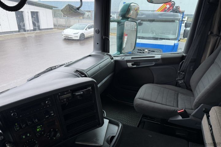 Speciální nákladní automobil Scania R560 CB 8x4 BDF/HB / Swiss-Vehicle