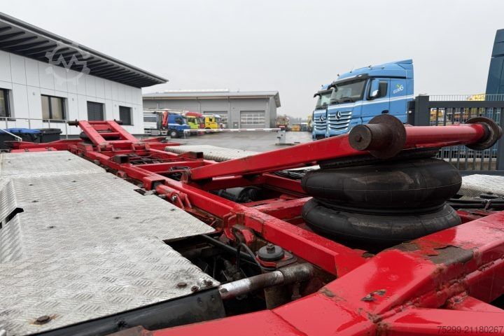 Speciální nákladní automobil Scania R560 CB 8x4 BDF/HB / Swiss-Vehicle