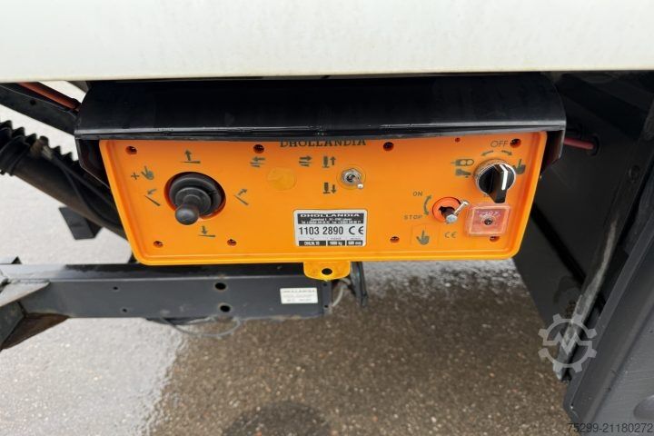 Standardní tahač Mercedes-Benz 519 BT SZM+Auflieger / Swiss-Vehicle