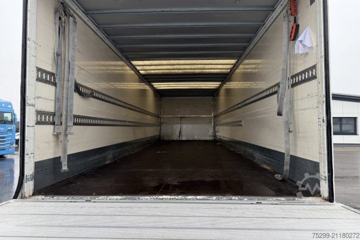 Standardní tahač Mercedes-Benz 519 BT SZM+Auflieger / Swiss-Vehicle