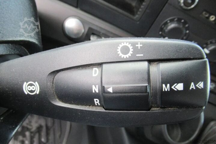 Box body Mercedes-Benz Actros 1832 1832 LL 4x2