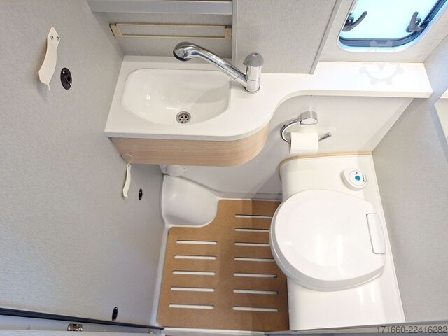 Autocaravana HYMER/ERIBA Free S 600 AHK, ACC, DIESELHZG, SCHLAFDACH