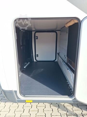 Autocaravana semi-integrada BÜRSTNER Signature SFT 7.1 Markise