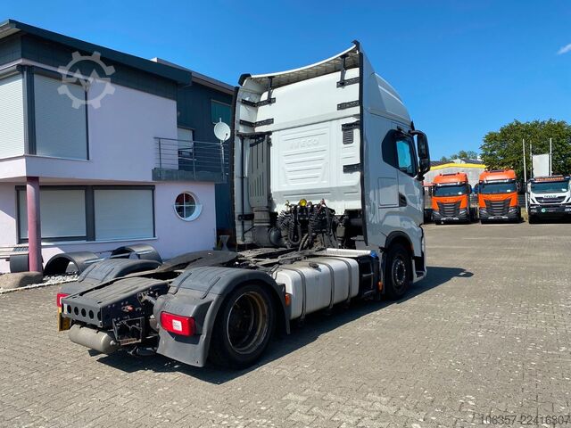 Standard nyergesvontató IVECO STRALIS S-WAY AS440S51T/FP-L T Intarder