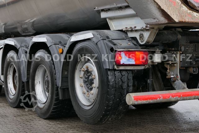 Tippbil MAN TGS 35.500 Kipper Trösch Thermo-Mulde 10x4