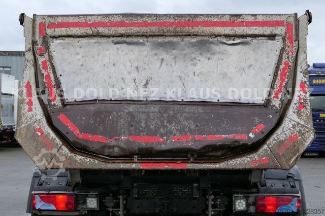 Tippbil MAN TGS 35.500 Kipper Trösch Thermo-Mulde 10x4