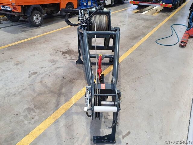 Magni boom with winch JW2000 / RTH / TH / NEW Magni Ausleger mit Seilwinde JW2000 / RTH / TH / NEU