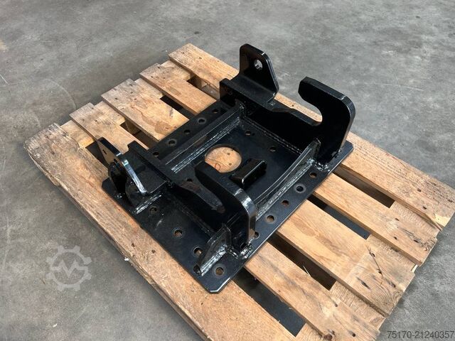 Telescopic loader  Schraubadapter universell Adapter / Magni Aufnahme
