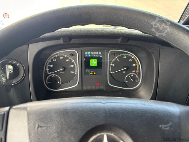 Autocarro con cassone Mercedes-Benz 818 L AUT Luft SpurH