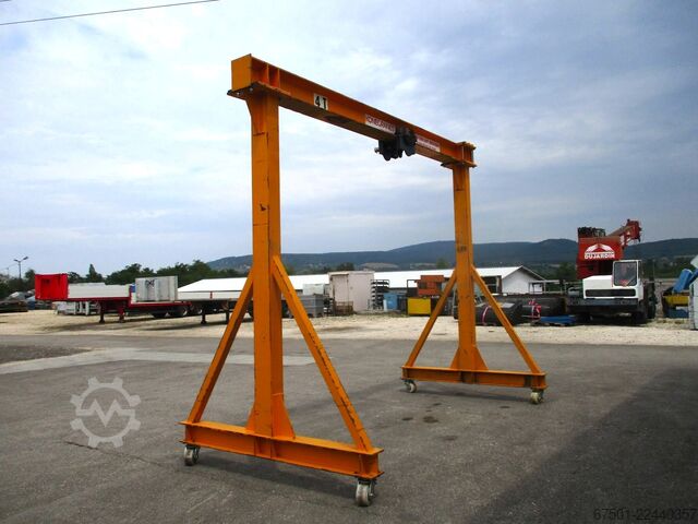 Macara portal, macara de hală, macarale Konecranes Portal Kran 4000 Kg (3520)