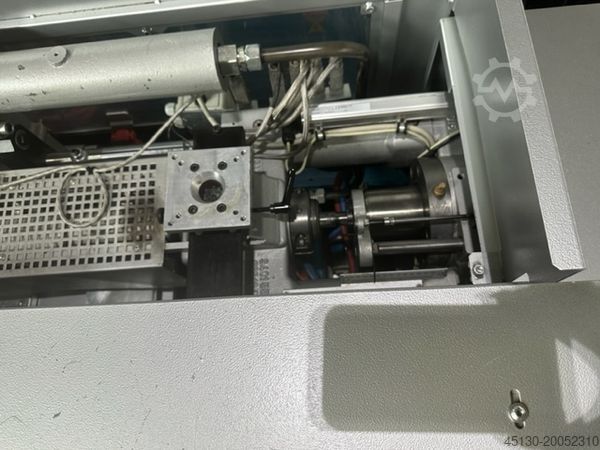 Mașină de turnat prin injecție Boy 55A Pro