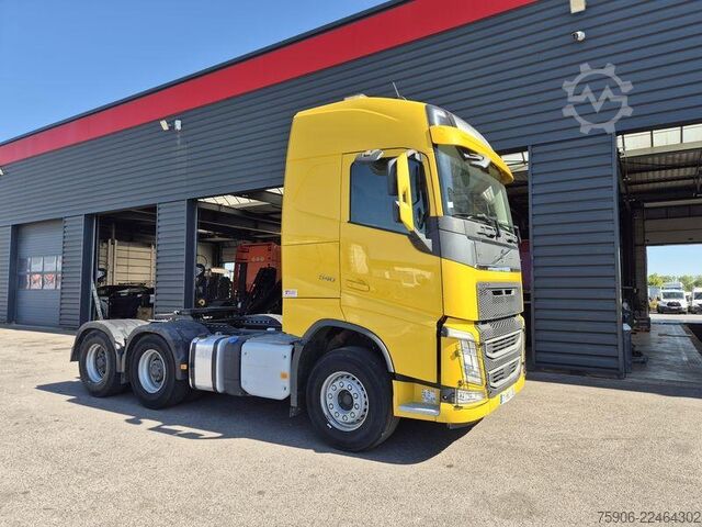 Trattore stradale standard Volvo FH
