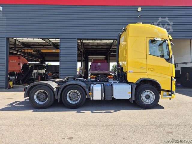 Trattore stradale standard Volvo FH