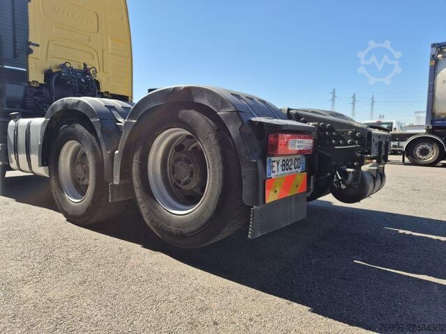Trattore stradale standard Volvo FH