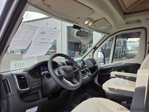 Camper semintegrato Bürstner Signature SFT 7.0