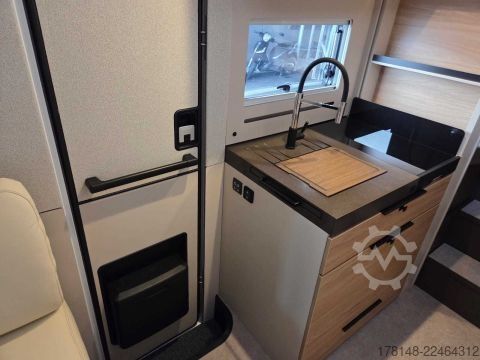 Camper semintegrato Bürstner Signature SFT 7.0