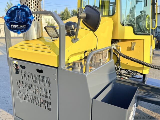 Carretilla retráctil de 4 vías Combilift C5000XL GAS TRIPLEX 6920 FREE-LIFT CABIN