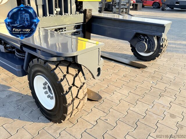Vierwegvorkheftruck Combilift C5000 XL GAS TRIPLEX 6920 FORK POSITIONE