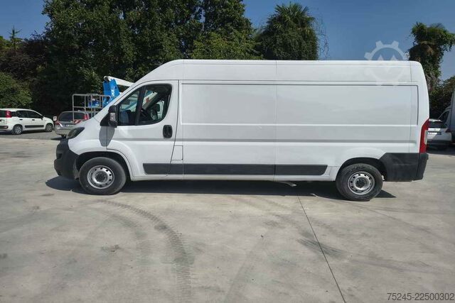 κλειστό βαν FIAT DUCATO 35 2.3 MJT 140 CV PLTM