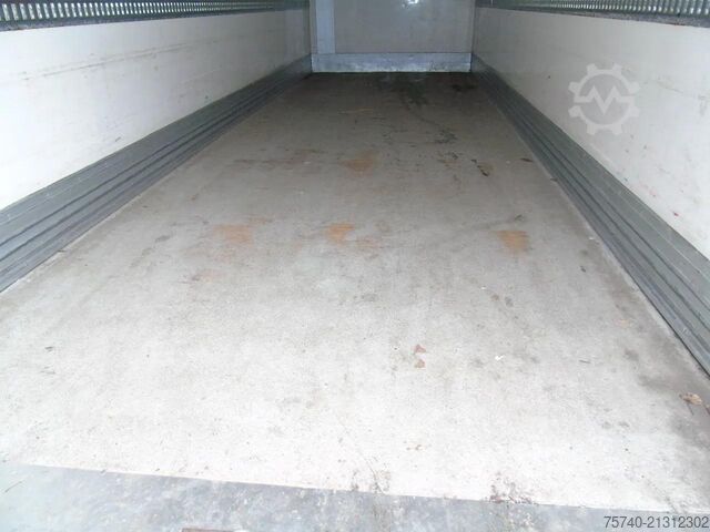 Refrigerated/freezer transport DAF LF 220 + CARRIER SUPRA 850 + 16T + EURO 6