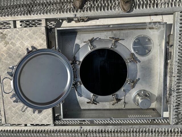 Tank kontejner CIMC 34.820L / 1-comp. / 4 BAFFLES / 20FT swapbody /...