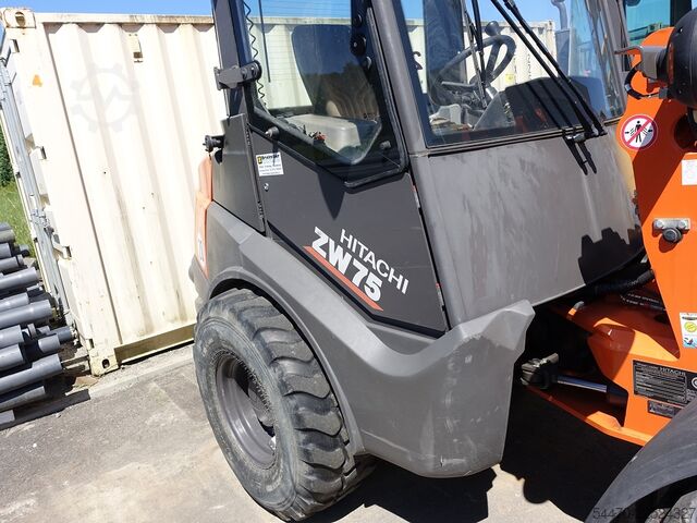 Loader HITACHI ZW75-6C