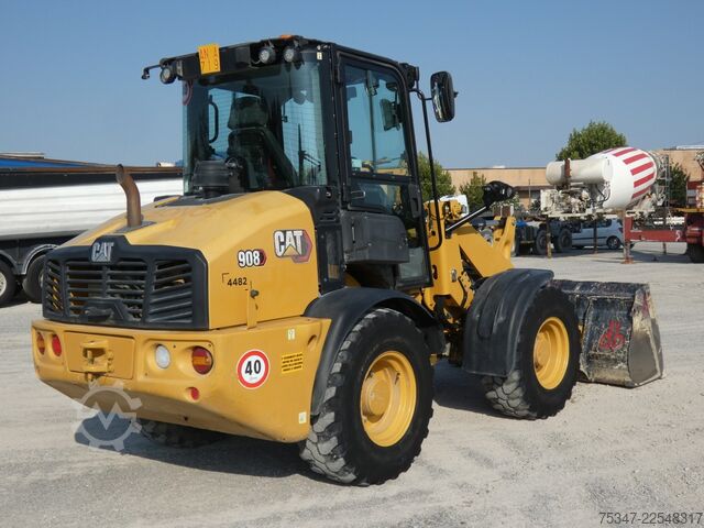 Wheel loader Caterpillar 908