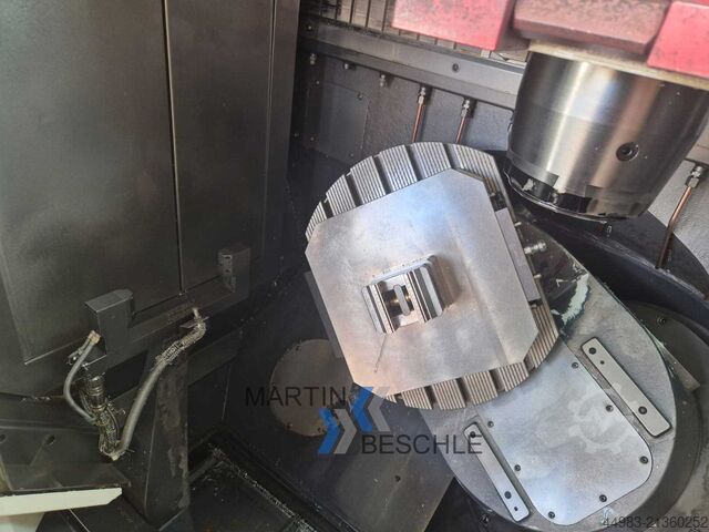 Univerzalni obradni centar DECKEL MAHO DMU 50 eVo linear NEW DMG Design