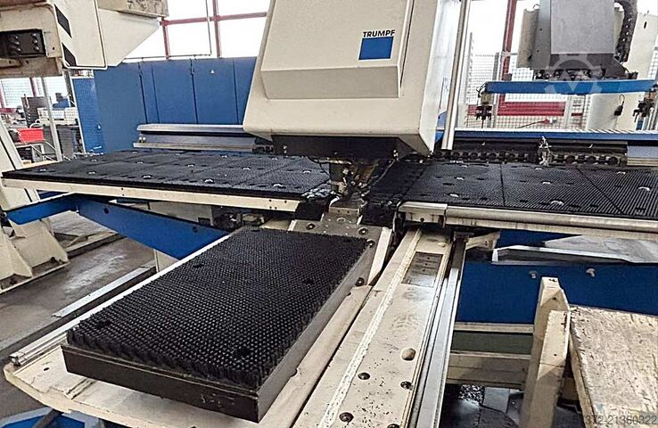 CNC mašina za udaranje Trumpf Trumatic 5000-1300