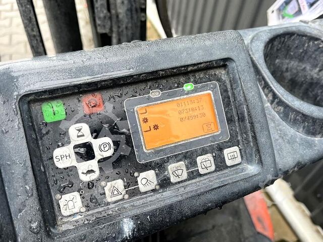 Carretilla eléctrica de 3 ruedas Toyota 8FBE20T